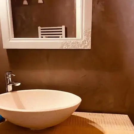 Willa Pierre Santoni